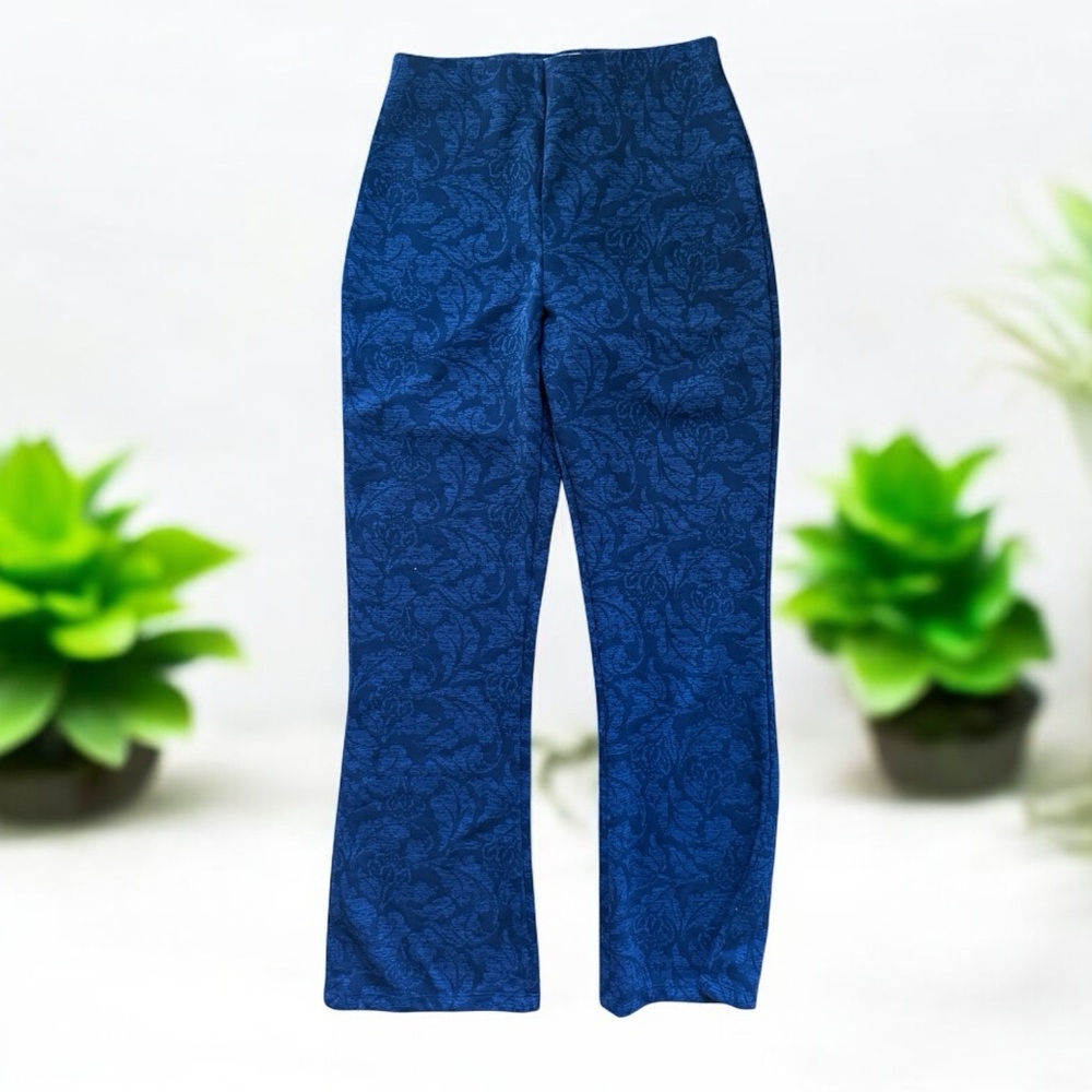 Urban Outfitters UO NWT Cara High-Waisted Pattern Kick Flare Pants Size Medium